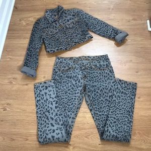 Dollhouse Gray Denim Cheater Print Jean Outfit